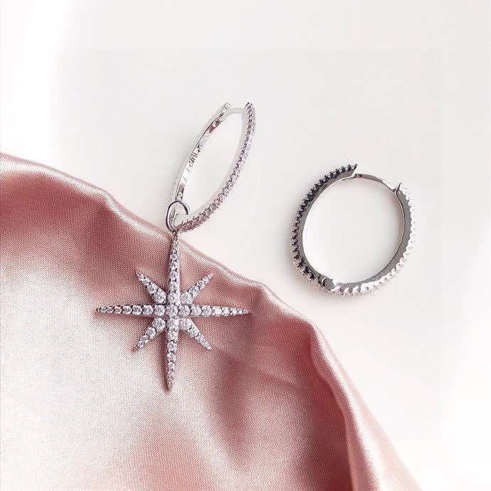 APM Monaco Elegant Star Hoop Earrings